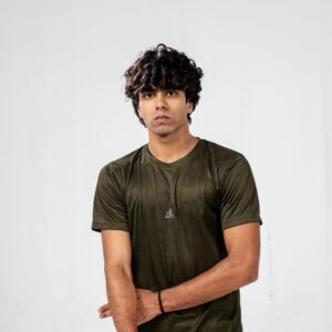 oLIVE-gREEN-man-shirt,best track suit for boys, men & ladies in pakistan for gym wear